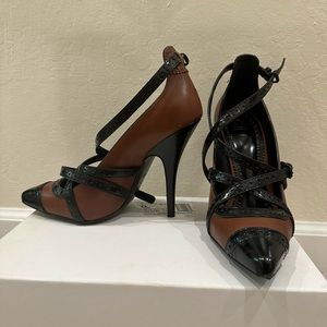 Tory Burch brown and black pumps